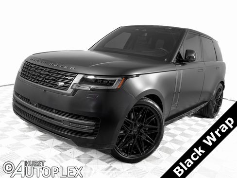 Used 2025 Land Rover Range Rover SE image 1