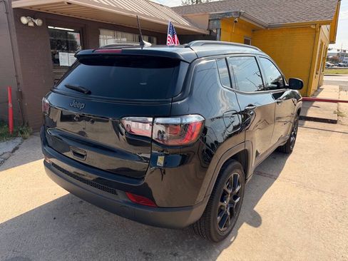 Used 2026 Jeep Compass Latitude w/ Quick Order Package 29K AWD/4WD image 5