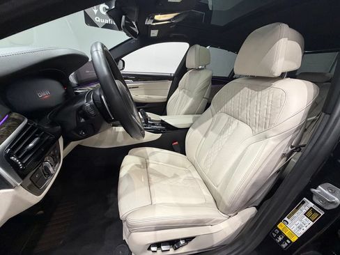 Used 2019 BMW 540i xDrive w/ M Sport Package AWD/4WD image 26