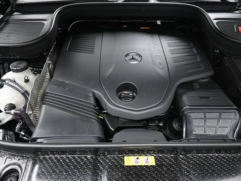 Used 2026 Mercedes-Benz GLS 450 4MATIC image 32