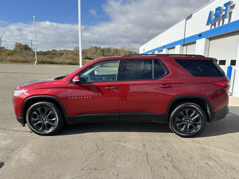 Used 2020 Chevrolet Traverse RS w/ LPO, Floor Liner Package image 2