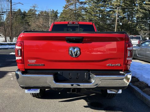 Used 2022 RAM 2500 Big Horn w/ Level C Equiment Group image 9