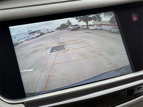 Used 2019 Cadillac XT5 Premium Luxury image 18