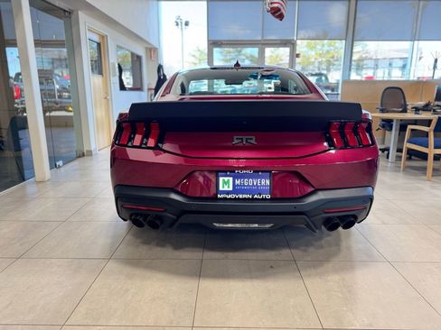 New 2026 Ford Mustang GT Premium w/ GT Performance Package RWD image 6