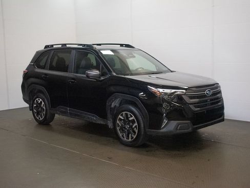 Certified 2026 Subaru Forester Premium AWD/4WD image 1