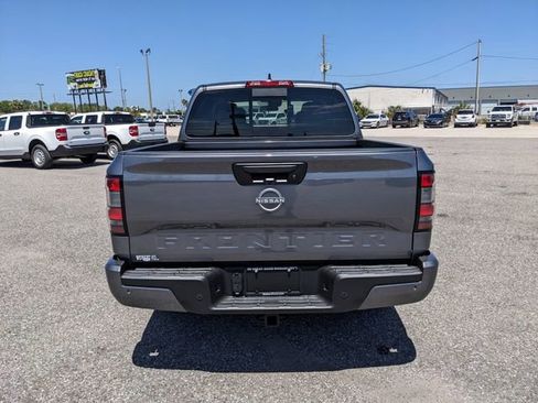 Used 2026 Nissan Frontier SV w/ SV Convenience Package image 5