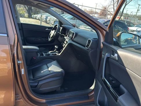 Used 2018 Kia Sportage EX FWD image 25
