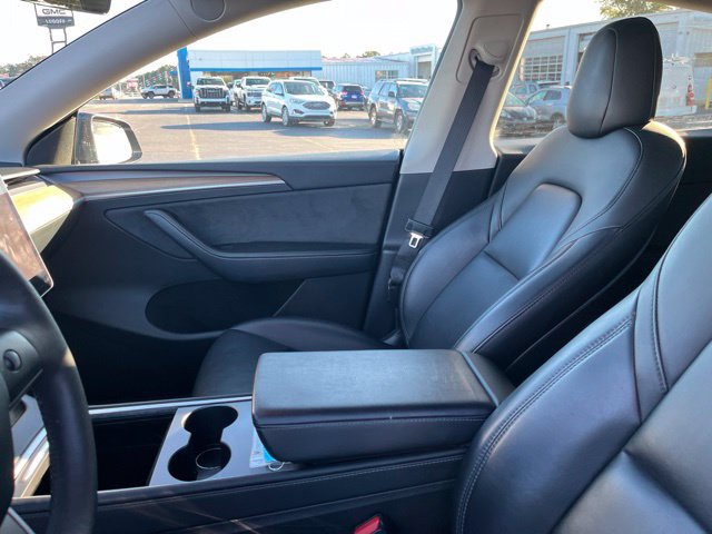 Used 2023 Tesla Model Y Performance AWD/4WD image 10