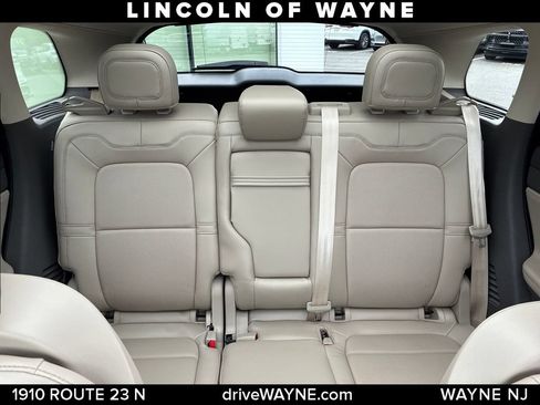 Certified 2022 Lincoln Corsair AWD w/ Premium Package image 16