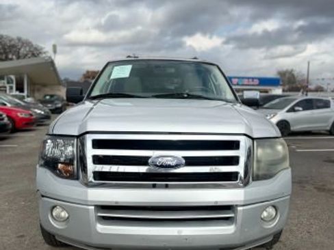 Used 2013 Ford Expedition Limited image 3