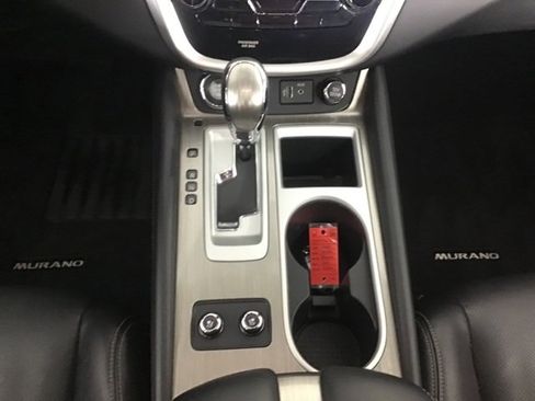 Used 2018 Nissan Murano Platinum image 12