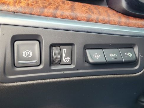 Used 2023 Cadillac XT5 Sportv w/ Technology Package image 21