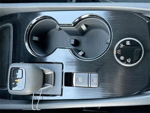 Certified 2025 Nissan Rogue SV image 53