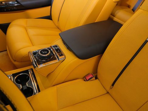 Used 2026 Rolls-Royce Phantom Sedan RWD image 28