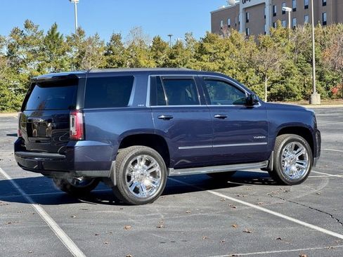 Used 2018 GMC Yukon SLT w/ Premium Edition image 8