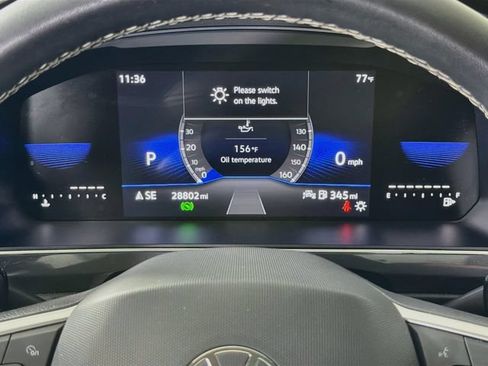Used 2023 Volkswagen Tiguan SE FWD image 13