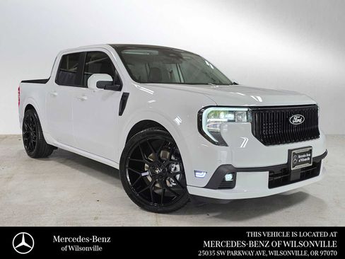 Used 2025 Ford Maverick Lobo AWD/4WD image 1