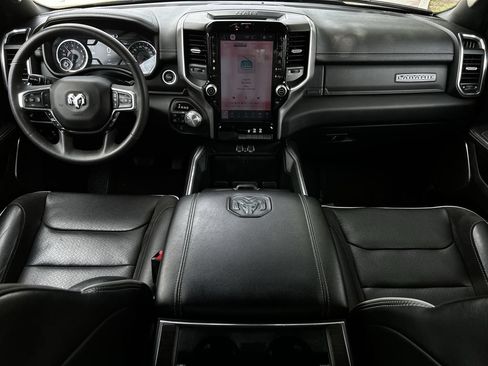 Used 2025 RAM 1500 Laramie AWD/4WD image 12