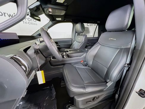 New 2026 Ford Expedition Max Platinum AWD/4WD image 27