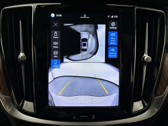 Certified 2024 Volvo S60 B5 Plus AWD/4WD image 17