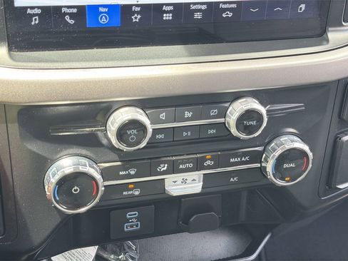 Used 2024 Ford F150 XLT RWD image 22