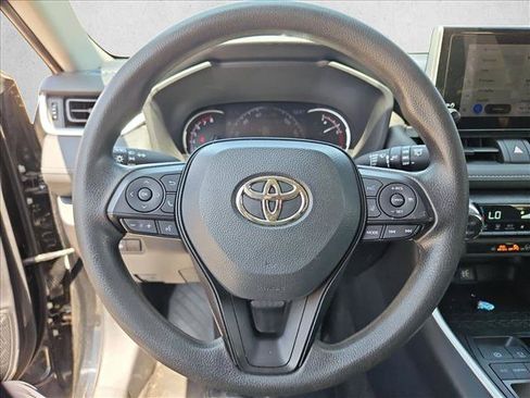 Used 2024 Toyota RAV4 XLE FWD image 12