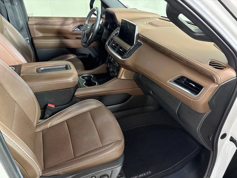 Used 2021 Chevrolet Tahoe High Country RWD image 22