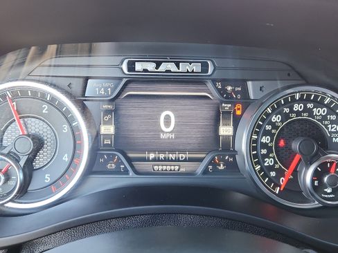 Used 2021 RAM 2500 Big Horn w/ Level B Equipment Group image 15