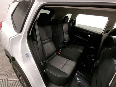 New 2026 Nissan Rogue SV FWD image 33