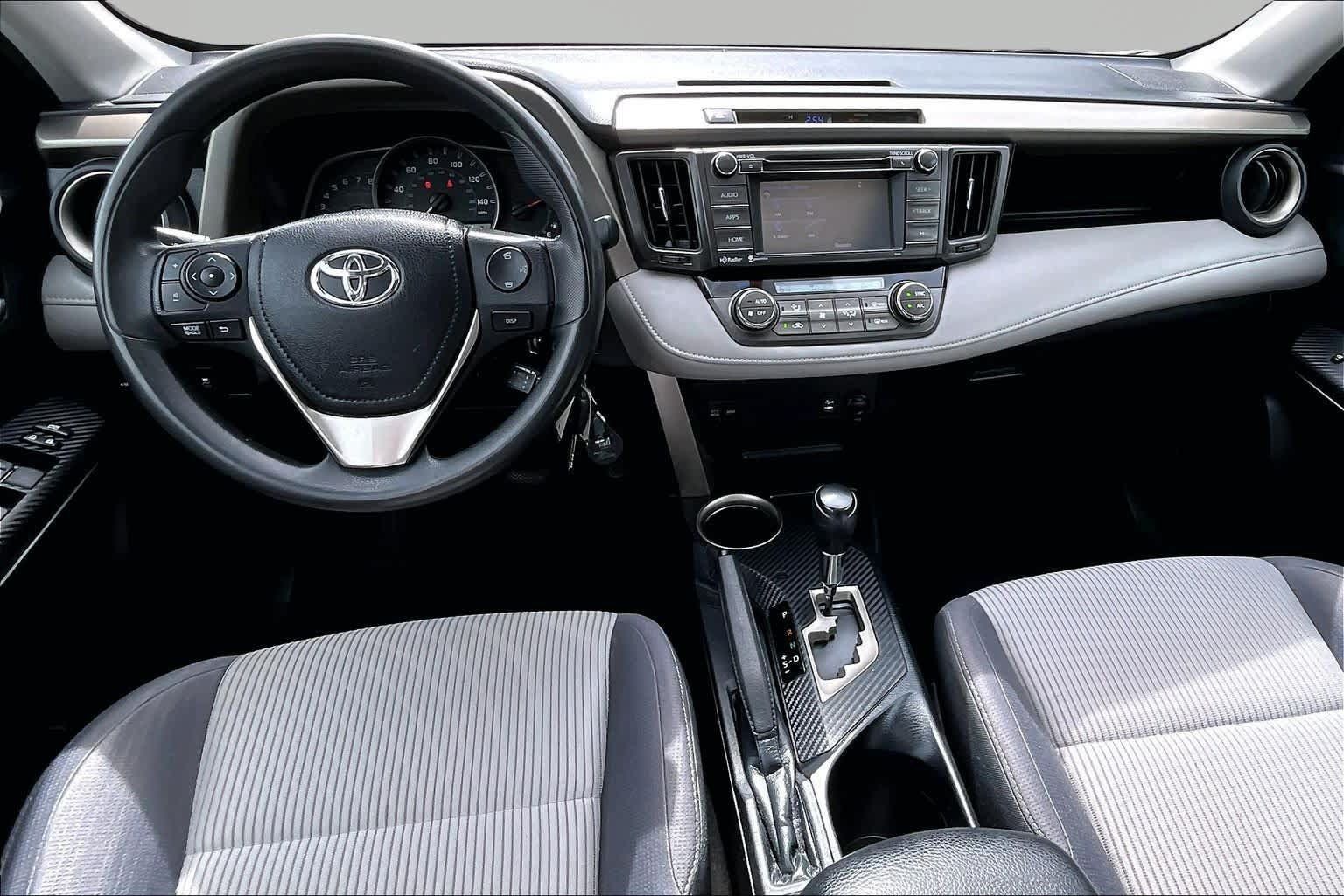 Used 2014 Toyota RAV4 XLE FWD image 16