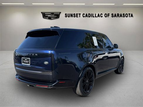 Used 2023 Land Rover Range Rover Long Wheelbase Autobiography image 36