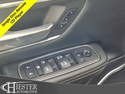 Used 2019 RAM 1500 Laramie AWD/4WD image 14