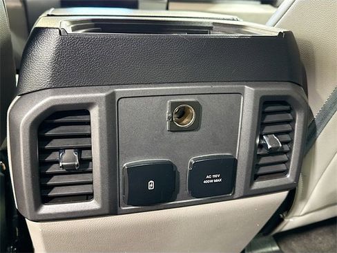 Used 2019 Ford F150 XLT w/ Equipment Group 302A Luxury image 27