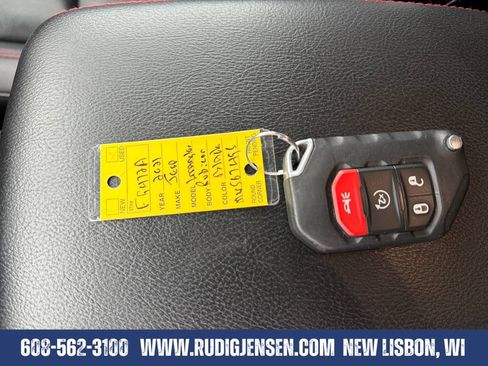 Used 2021 Jeep Wrangler Unlimited Rubicon w/ Dual Top Group AWD/4WD image 32