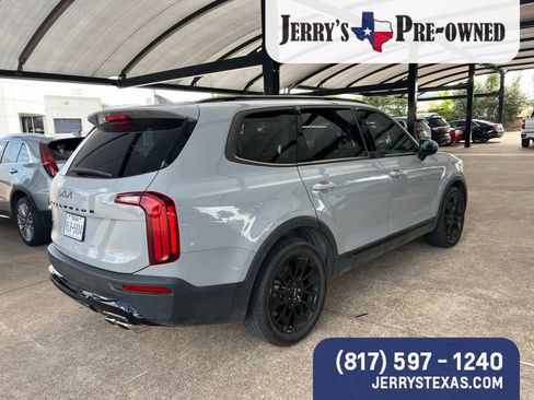 Used 2022 Kia Telluride EX w/ EX Premium Package AWD/4WD image 4