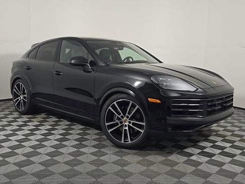 New 2026 Porsche Cayenne Coupe AWD/4WD image 9