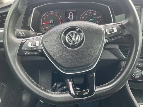 Used 2019 Volkswagen Jetta SE image 15