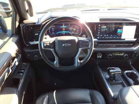 Used 2023 Chevrolet Silverado 1500 LT Trail Boss image 11