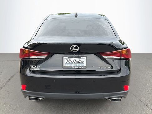 Used 2020 Lexus IS 300 w/ Navigation Package RWD image 5