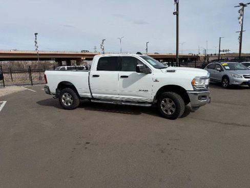 Used 2024 RAM 2500 Big Horn AWD/4WD image 23