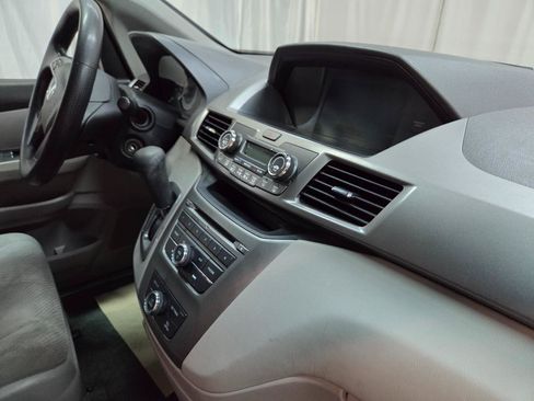 Used 2016 Honda Odyssey LX image 22