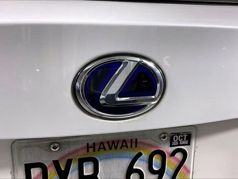 Used 2013 Lexus CT 200h FWD image 30