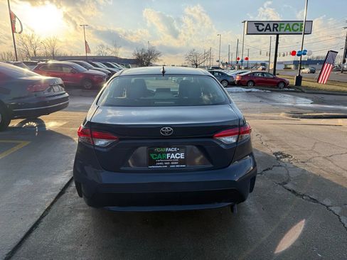 Used 2024 Toyota Corolla LE w/ LE Convenience Package image 10