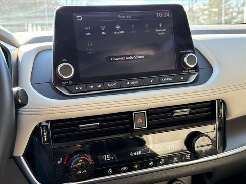 Certified 2022 Nissan Rogue SV w/ SV Premium Package image 11