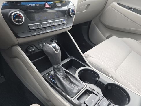 Used 2019 Hyundai Tucson SEL w/ Cargo Package AWD/4WD image 28