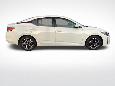 Used 2024 Nissan Sentra SV w/ All-Weather Package FWD image 10