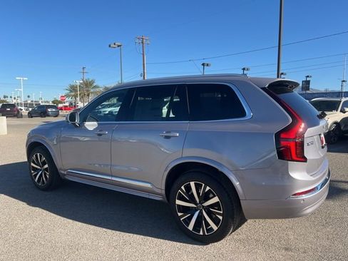 New 2026 Volvo XC90 B5 Core image 5