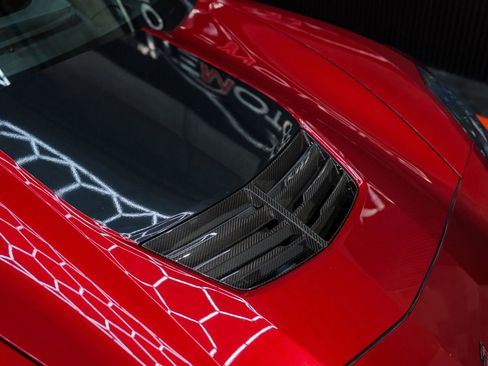 Used 2015 Chevrolet Corvette Z06 w/ 3LZ Preferred Equipment Group RWD image 8