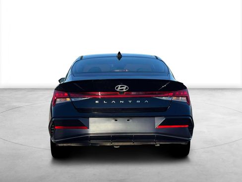 New 2026 Hyundai Elantra SEL Sport Premium FWD image 6
