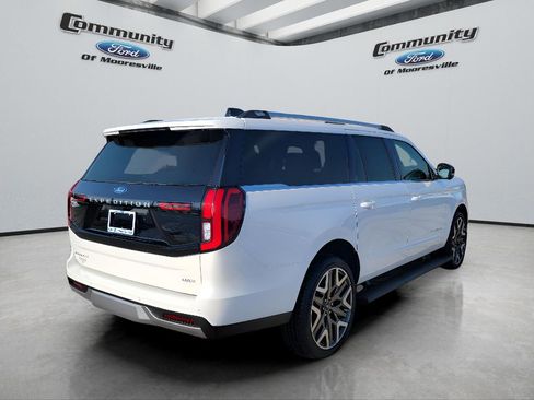 New 2026 Ford Expedition Max Platinum image 12